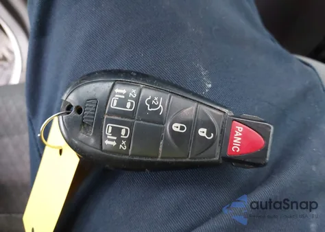 2010 Chrysler Town & Country Touring z USA, uszkodzony, nr VIN 2A4RR5D16AR260403